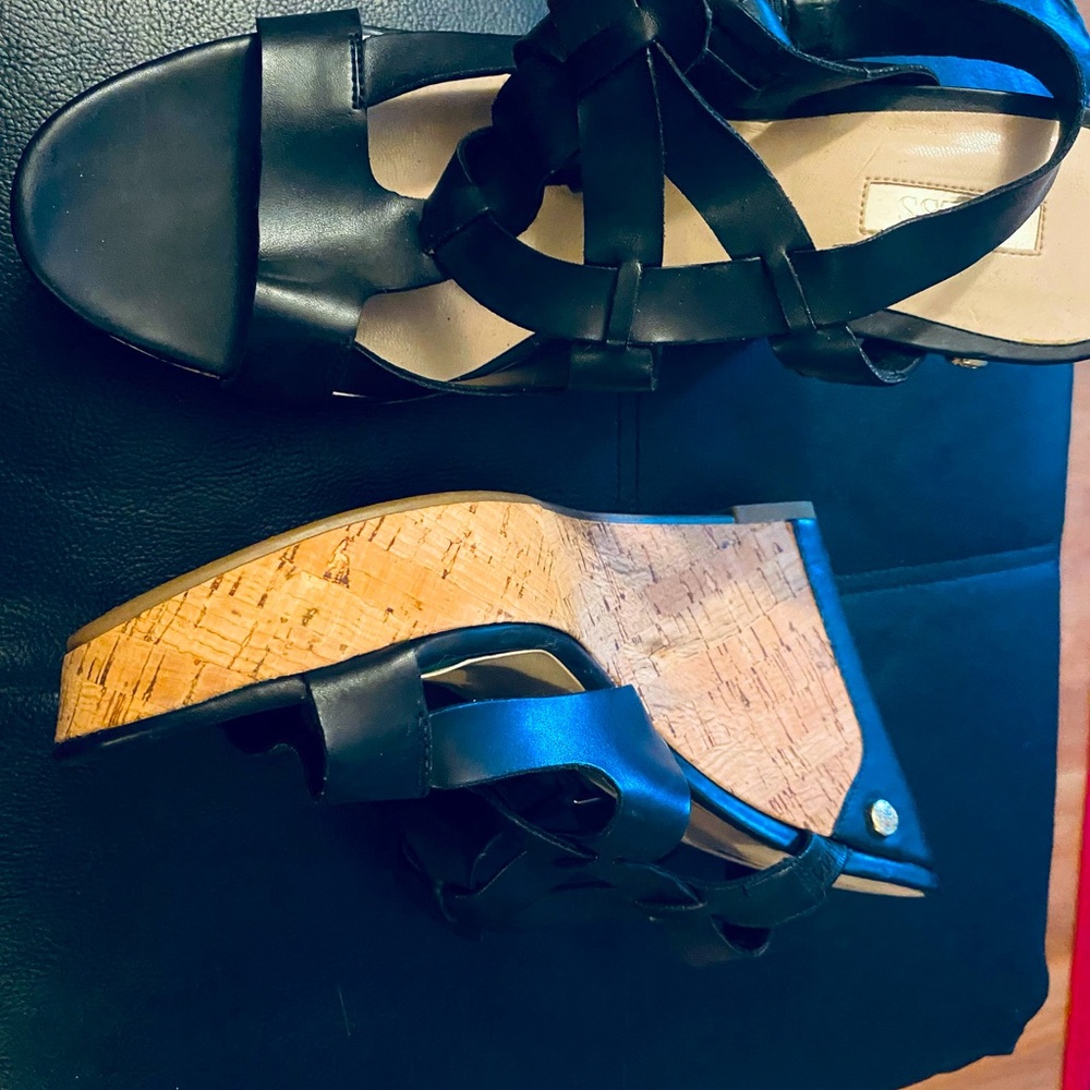 ~SALE~GUESS ESPADRILLE WEDGES BLACK 9.5
